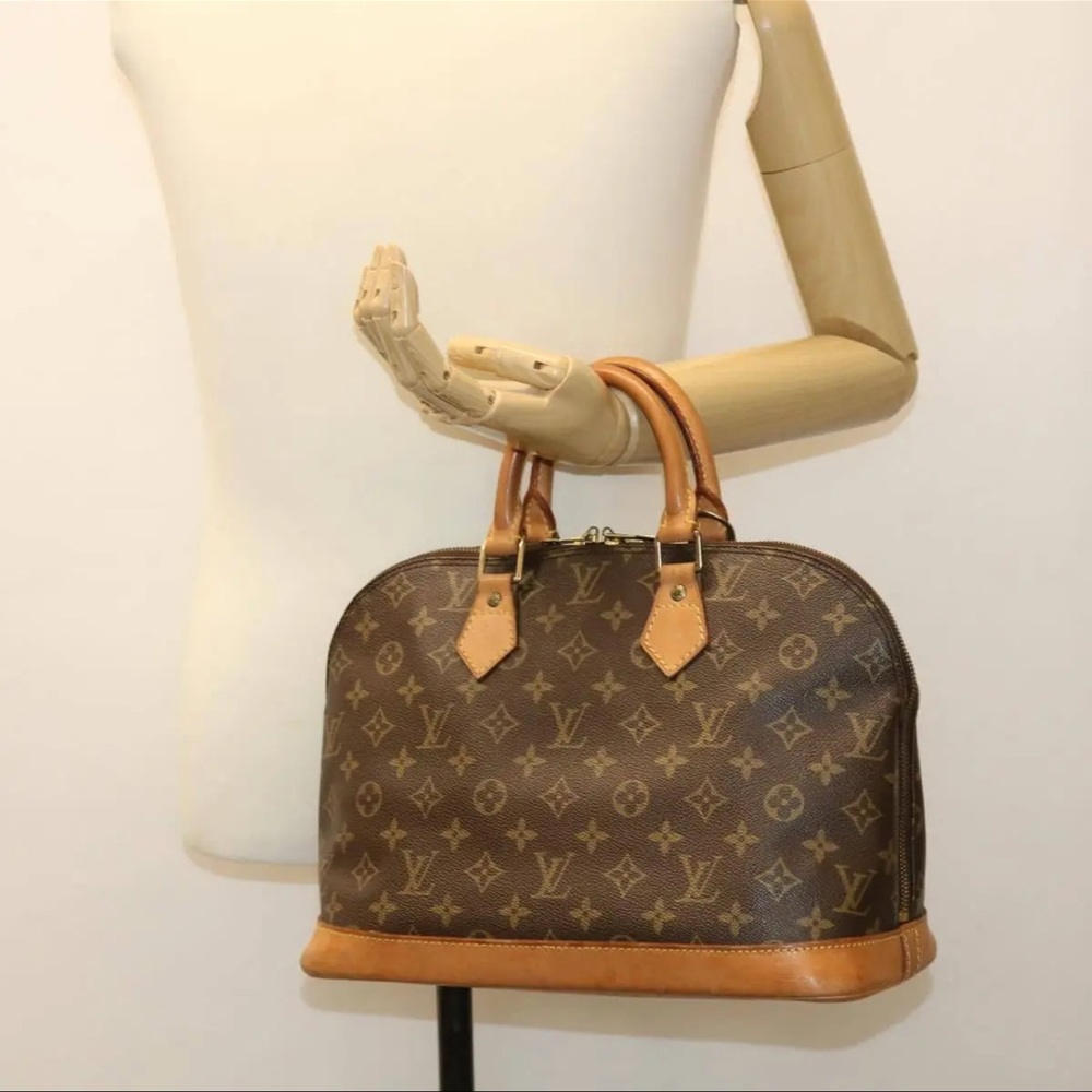 ❤️AUTH. LOUIS VUITTON Monogram ALMA PM Hand Bag❤️